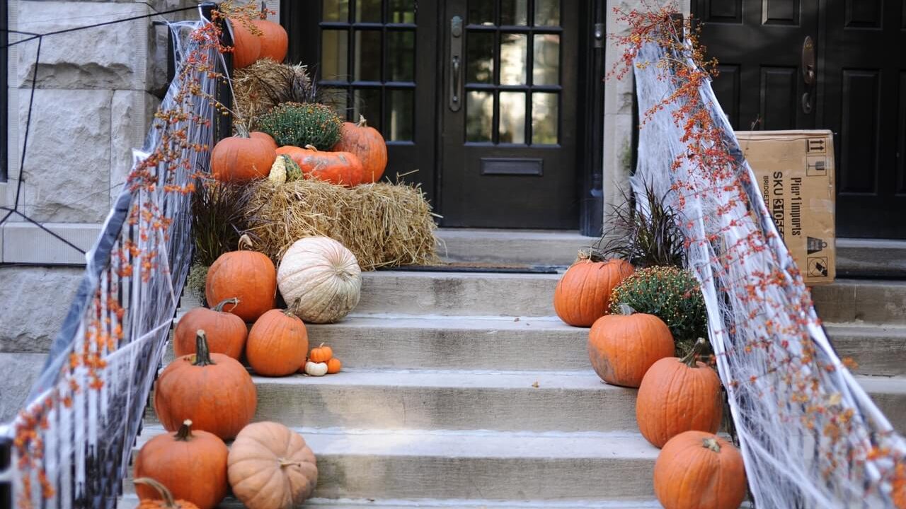 Fall Decor You Can Create with Your Family!