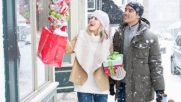 7 Last-Minute Holiday Shopping Tips